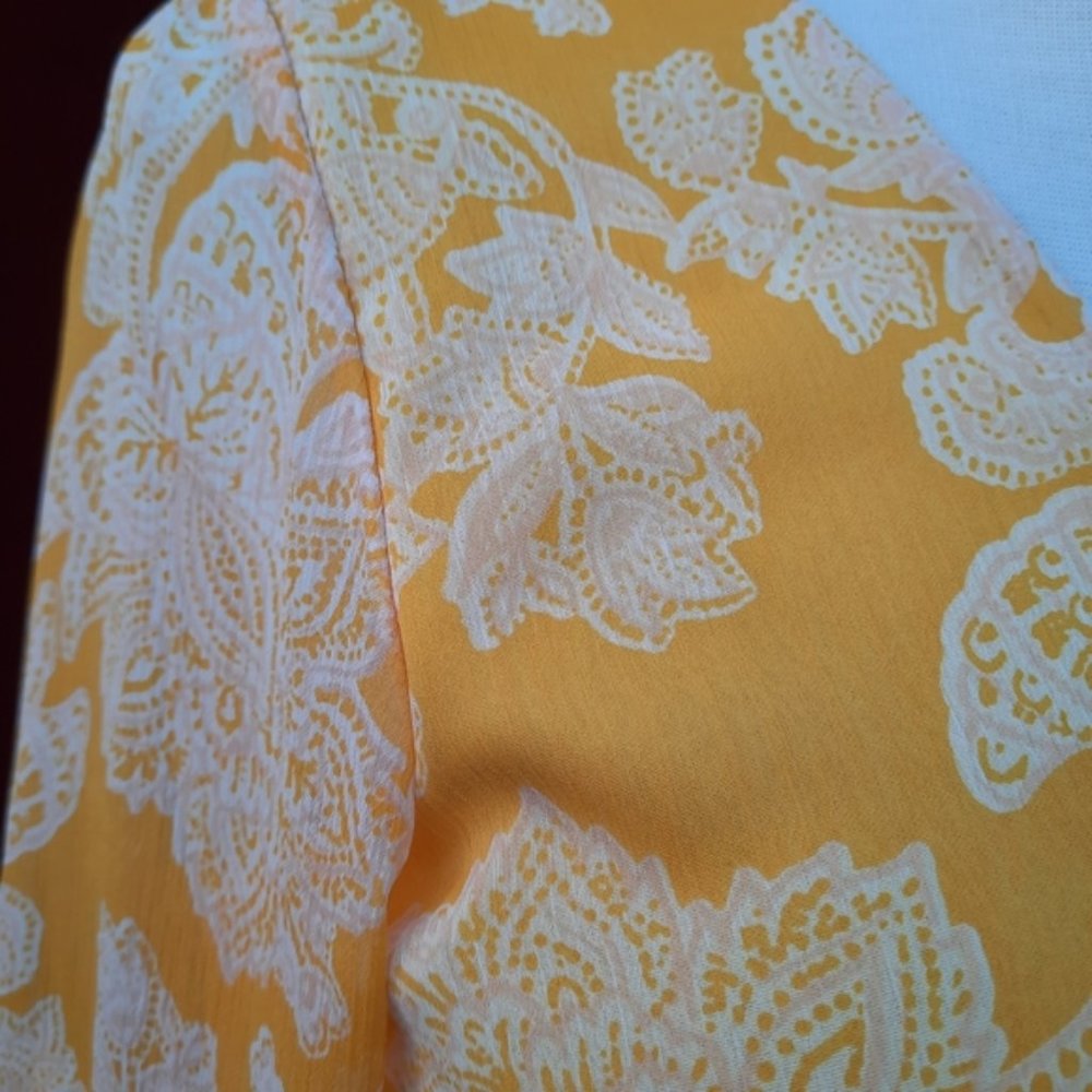 Calvin Klein Ruffle Sleeve Chiffon Yellow Print Dress 2 Spring Summer - Picture 2 of 10